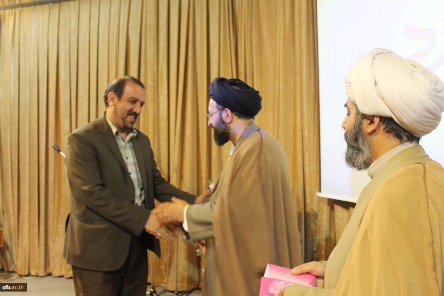 در سازمان مرکزی دانشگاه فرهنگیان برگزار شد:

جشن نیمه شعبان، سالروز ولادت حضرت امام زمان(عج) 3