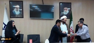 همزمان با جشن نیمه شعبان انجام شد:

تقدیر از همکاران بازنشسته سال 95 دانشگاه فرهنگیان هرمزگان