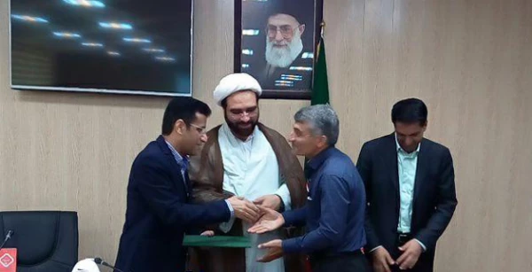 همزمان با جشن نیمه شعبان انجام شد:

تقدیر از همکاران بازنشسته سال 95 دانشگاه فرهنگیان هرمزگان 
 6