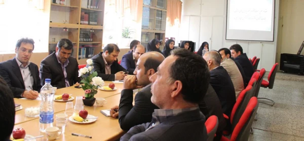 با حضور مدیر کل حقوقی دانشگاه برگزار شد:

نشست آموزشی کارشناس مسئولان اداری منطقه یک کشور
 2