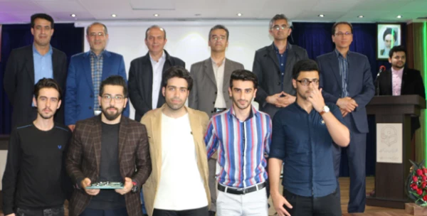 به مناسبت گرامیداشت مقام معلم(هفته آموزش):

معرفی برگزیدگان جشنواره الگوهای برتر تدریس دانشجویی 
 3