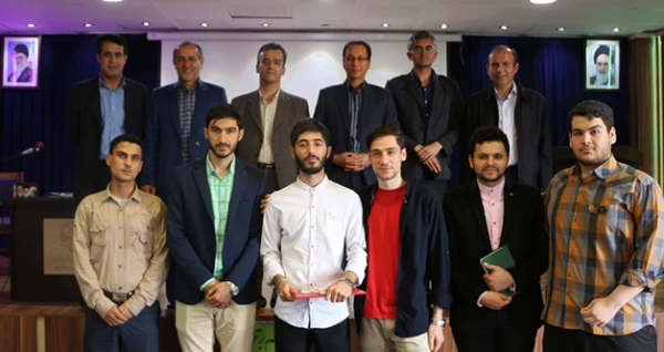 به مناسبت گرامیداشت مقام معلم(هفته آموزش):

معرفی برگزیدگان جشنواره الگوهای برتر تدریس دانشجویی 
 6