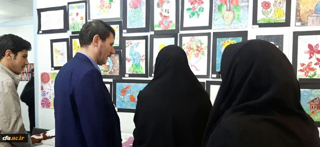 در همایش علمی و پژوهشی تعلیم و تربیت درپردیس فاطمه الزهرا (س) تاکید شد:
پژوهش و تفکر از ابعاد توسعه حرفه ای معلم

 6