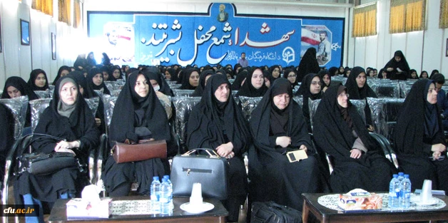 در همایش علمی و پژوهشی تعلیم و تربیت درپردیس فاطمه الزهرا (س) تاکید شد:
پژوهش و تفکر از ابعاد توسعه حرفه ای معلم

 10