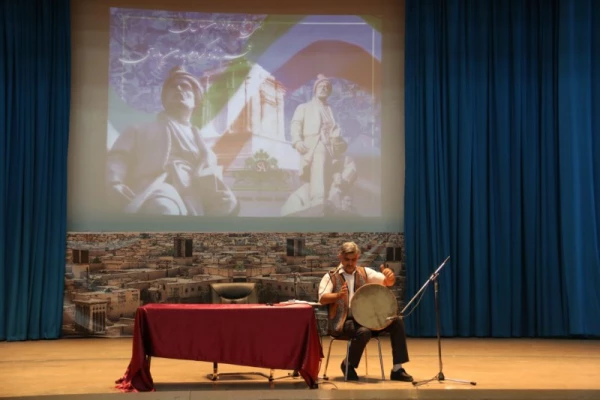 همایش بزرگداشت فردوسی در پردیس شهیدان پاک نژاد یزد برگزار شد 6