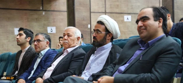 همایش بزرگداشت فردوسی در پردیس شهیدان پاک نژاد یزد برگزار شد 8