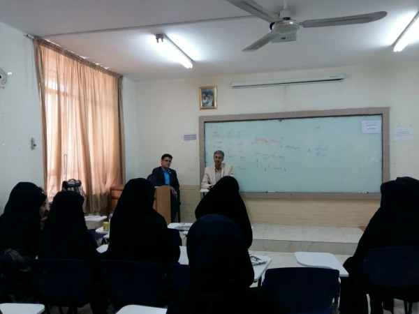 در حاشیه برگزاری همایش فرصت ها و چالش های دانشجویی در اهواز:

جلسه پرسش و پاسخ با دانشجویان پردیس فاطمه الزهرا (س) اهواز 3