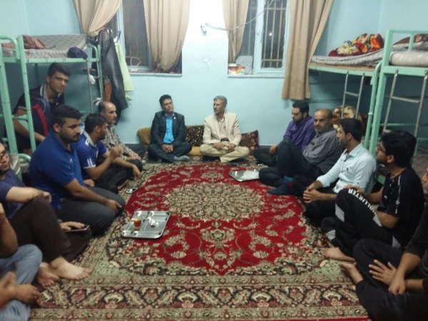 در حاشیه برگزاری همایش فرصت ها و چالش های دانشجویی در اهواز:

جلسه پرسش و پاسخ با دانشجویان پردیس های اهواز با حضور مدیرکل مشاوره، بهداشت و سلامت 2