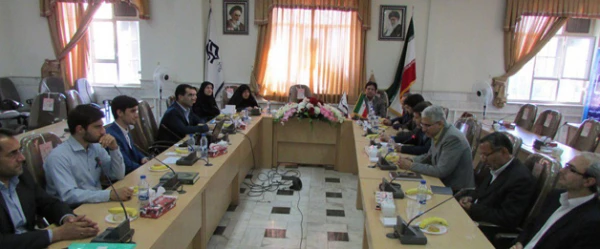 در استان مرکزی برگزار شد:

نشست تخصصی "کیفیت بخشی برنامه کارورزی دانشگاه فرهنگیان استان مرکزی" 
 3