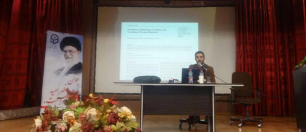 در پردیس شهید باهنر برگزار شد:
نشست تخصصی تغذیه و سلامت
 7