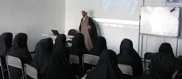 در دانشگاه فرهنگیان آذر بایجان شرقی انجام شد:

برگزاری دوره آموزشی نماز 3