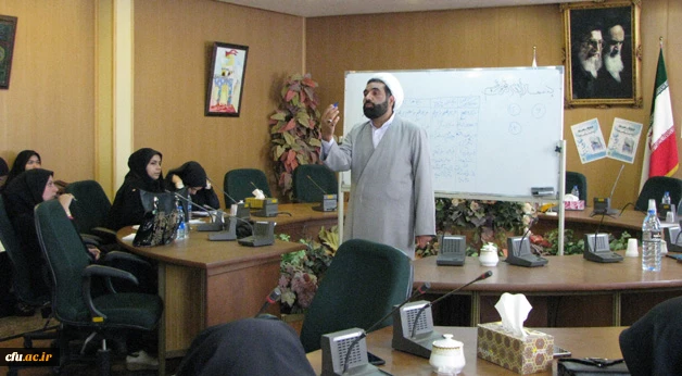 در دانشگاه فرهنگیان آذر بایجان شرقی انجام شد:

برگزاری دوره آموزشی نماز 4