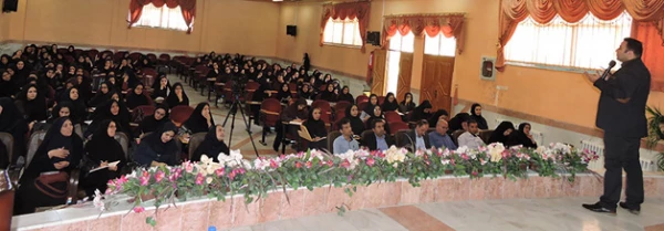 در پردیس شهید باهنر شهرکرد برگزار شد:

کارگاه درمان اختلالات یادگیری 3