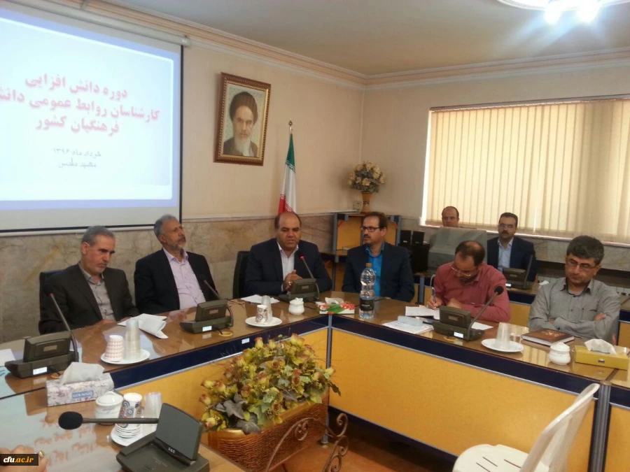 مدیر کل حوزه ریاست و روابط عمومی دانشگاه در آئین اختتامیه دوره دانش افزایی روابط عمومی:

روابط عمومی قلب تپنده و مدافع منویات دانشگاه فرهنگیان است 3