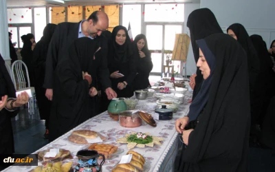 برگزاری جشنواره پخت و پز و کاشت شمعدانی در پردیس فاطمه الزهرا (س) تبریز