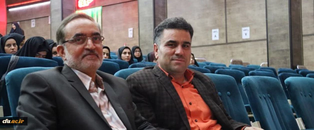 به میزبانی پردیس شهیدان پاک نژاد یزد برگزار شد:

همایش سفیران سلامت دانشجویی
 4