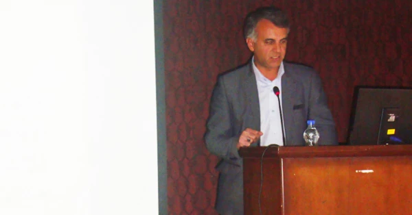 در دانشگاه فرهنگیان آذربایجان شرقی برگزار شد:

همایش استانی علمی-پژوهشی برنامه درسی چند پایه 
 10