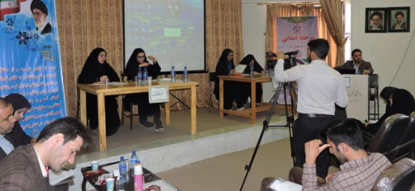 درخشش تیم پردیس شهید باهنر شهرکرد در مسابقات ملی مناظره دانشجویان  2