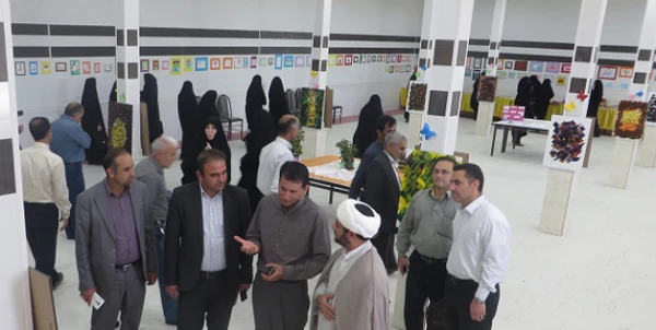 در پردیس امام جعفر صادق(ع) ایلام برپا شد:

نمایشگاه دستاوردهای علمی و پژوهشی اساتید و دانشجو معلمان
 3