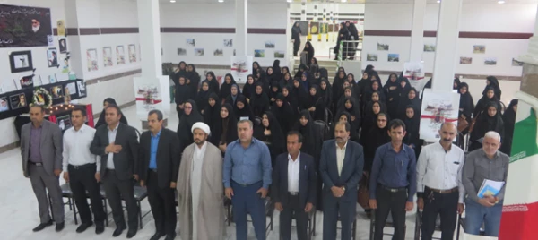 در پردیس امام جعفر صادق(ع) ایلام برپا شد:

نمایشگاه دستاوردهای علمی و پژوهشی اساتید و دانشجو معلمان
 4