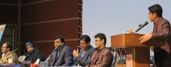 در دانشگاه فرهنگیان کرمان برگزار شد:

همایش ازدواج دانشجویی چالش ها و فرصت ها 3