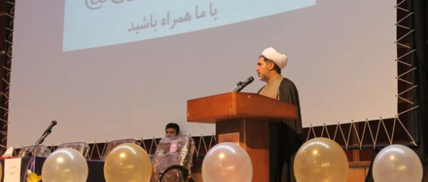 در دانشگاه فرهنگیان کرمان برگزار شد:

همایش ازدواج دانشجویی چالش ها و فرصت ها 4