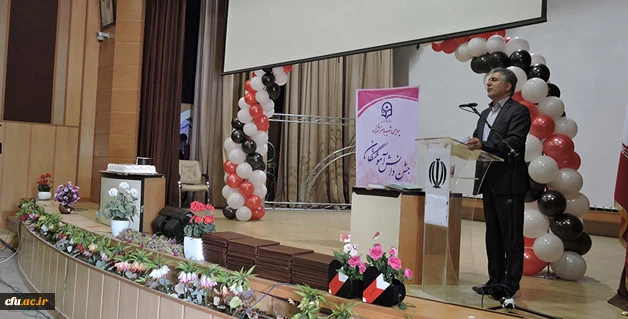 در پردیس شهید باهنر شهرکرد برگزار شد:

آیین دانش آموختگی دانشجو معلمان ورودی 92
 2