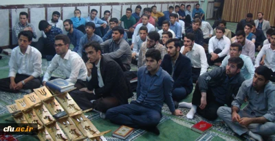 در ایام ماه مبارک رمضان صورت گرفت:

برگزاری جلسات قرآنی و فرهنگی در پردیس علامه امینی تبریز