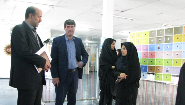 در پردیس فاطمه الزهرا(س) برگزار شد:

انتخابات کانون ها و انجمن های فرهنگی دانشجویی
 5