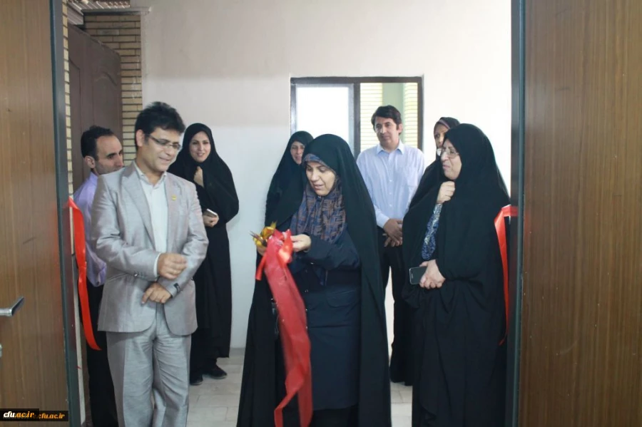 با حضور معاون دانشجویی دانشگاه، دکتر علی نژاد انجام شد:

افتتاح مرکز خدمات مشاوره و روانشناختی در پردیس نسیبه 5
