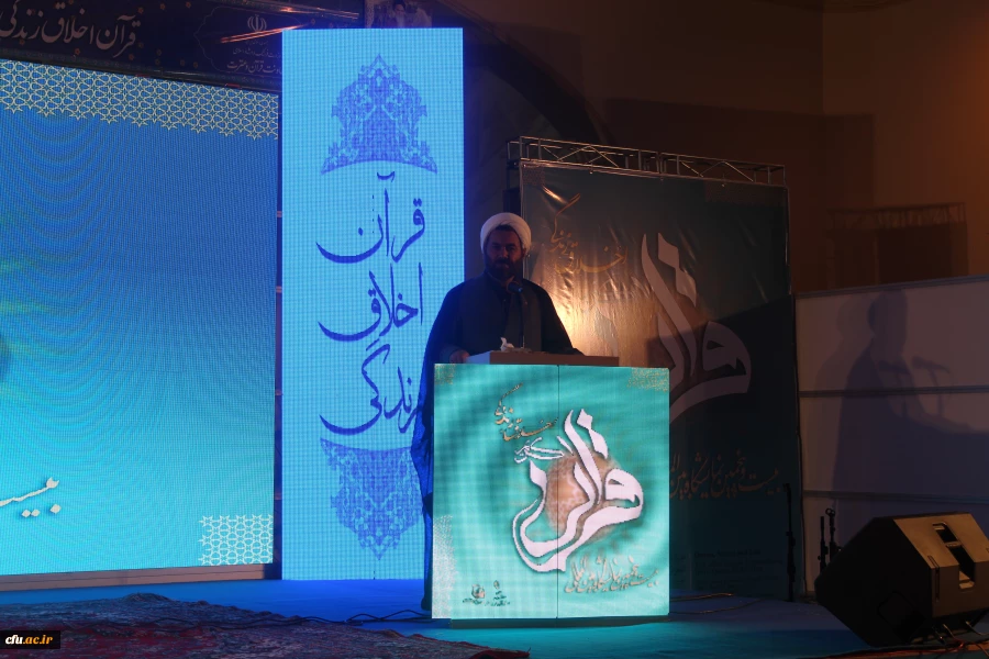 معاون فرهنگی اجتماعی دانشگاه فرهنگیان خبر داد:

 اجرای طرح های قرآنی با مشارکت وزارت علوم و ارشاد در سال 96 7