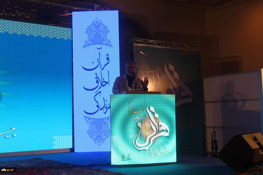 معاون فرهنگی اجتماعی دانشگاه فرهنگیان خبر داد:

 اجرای طرح های قرآنی با مشارکت وزارت علوم و ارشاد در سال 96 9