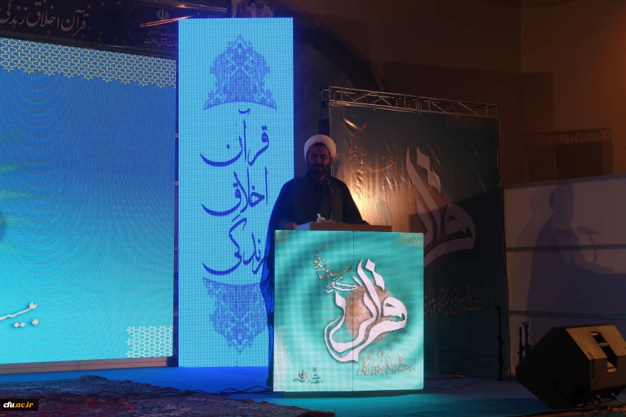 معاون فرهنگی اجتماعی دانشگاه فرهنگیان خبر داد:

 اجرای طرح های قرآنی با مشارکت وزارت علوم و ارشاد در سال 96 10