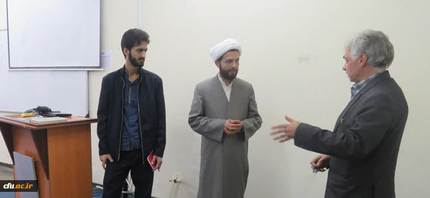 در پردیس های استان اردبیل برگزار شد:

آموزش شیوه های دعوت و انس با نماز 
 5