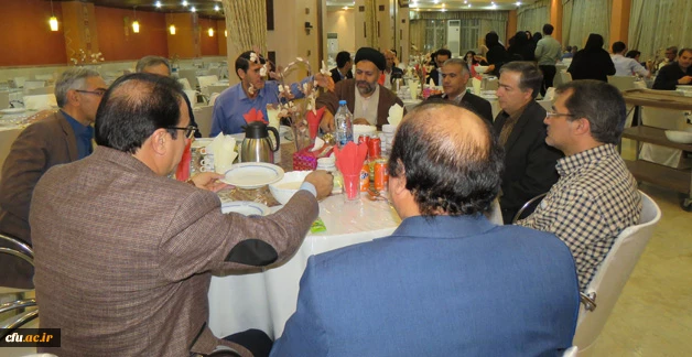 همزمان با پردیس های دانشگاه فرهنگیان کل کشور برگزار شد:

ضیافت افطار تجلیل از بازنشستگان سال های 94-95 دانشگاه فرهنگیان
 2