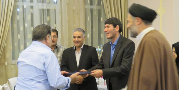 همزمان با پردیس های دانشگاه فرهنگیان کل کشور برگزار شد:

ضیافت افطار تجلیل از بازنشستگان سال های 94-95 دانشگاه فرهنگیان
 6