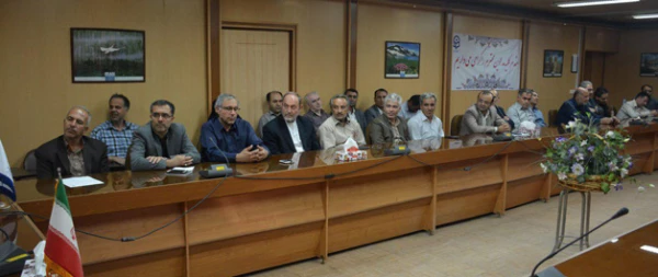 جلسه هم اندیشی اساتید با مسئول نهاد مقام معظم رهبری در دانشگاه فرهنگیان آذربایجان غربی 3