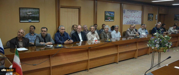 جلسه هم اندیشی اساتید با مسئول نهاد مقام معظم رهبری در دانشگاه فرهنگیان آذربایجان غربی 3