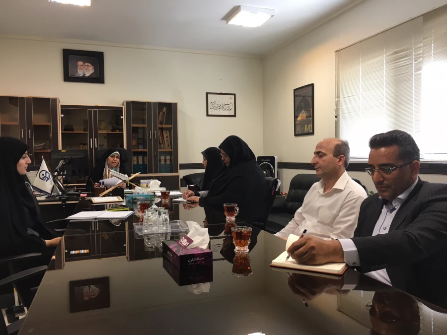 نشست صمیمانه معاون دانشجویی با کارکنان اداره کل برنامه ریزی، خدمات و رفاه دانشجویی 3