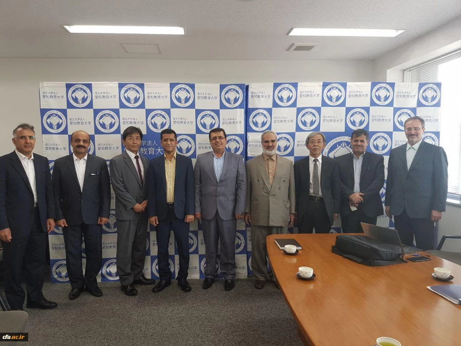 با حضور دکتر مهر محمدی و هیات همراه در دانشگاه آیچی ژاپن انجام شد:

امضا تفاهم نامه همکاری میان دانشگاه فرهنگیان ایران و دانشگاه آیچی ژاپن 2