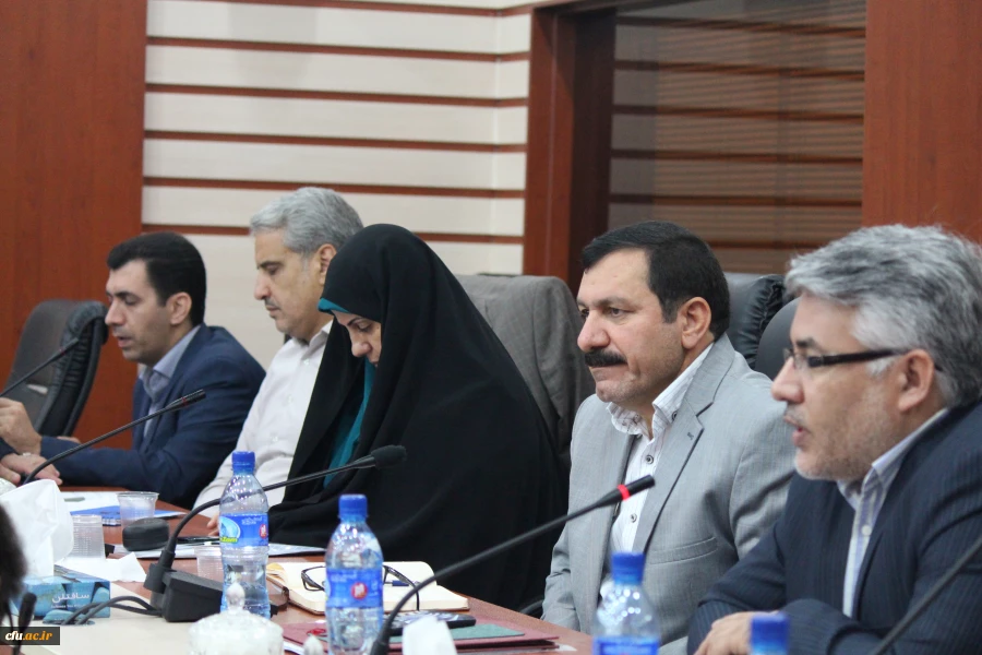 در نشست تخصصی کارگروه منابع انسانی مورد بررسی قرار گرفت:

متناسب سازی نیروی انسانی، تفویض اختیار به استان ها و شایسته سالاری 2