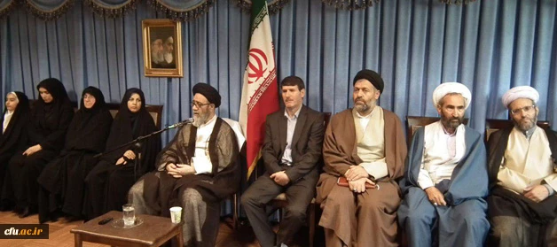 امام جمعه تبریز  در دیدار با مسئولان دانشگاه فرهنگیان آذربایجان شرقی:

دانشجو معلمان دانشگاه فرهنگیان در زمره انقلابی  و اخلاقی ترین دانشجویان دانشگاه ها
 6