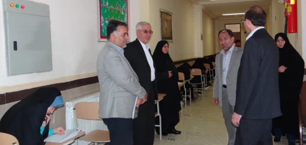 بازدید مدیرکل آموزش و پرورش استان از روند برگزاری امتحانات پایان ترم در پردیس علامه طباطبائی ارومیه 8