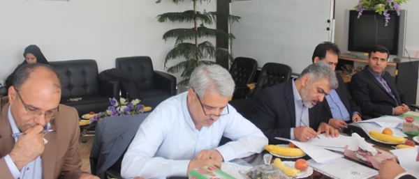 با حضور معاون نظارت و ارزیابی و تضمین کیفیت  دانشگاه برگزار شد:

بررسی  و تبیین شیوه نامه ارزیابی و انتخاب کارمند نمونه در دانشگاه فرهنگیان 
 2