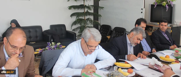 با حضور معاون نظارت و ارزیابی و تضمین کیفیت  دانشگاه برگزار شد:

بررسی  و تبیین شیوه نامه ارزیابی و انتخاب کارمند نمونه در دانشگاه فرهنگیان 
 2