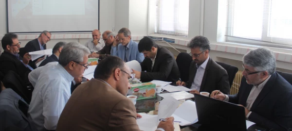 با حضور معاون نظارت و ارزیابی و تضمین کیفیت  دانشگاه برگزار شد:

بررسی  و تبیین شیوه نامه ارزیابی و انتخاب کارمند نمونه در دانشگاه فرهنگیان 
 3