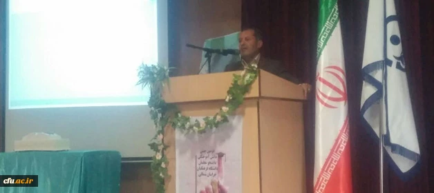 با حضور استاندار ،امام جمعه،مدیر کل آموزش و پرورش و مسئولین دانشگاه فرهنگیان بجنورد برگزار شد:

برگزاری آیین دانش آموختگی ۳۰۵ معلم دانشگاه فرهنگیان خراسان شمالی
 2