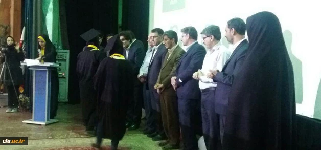 مرکز آموزش عالی زینب کبری(س) بروجرد برگزار شد:

جشن دانش آموختگی دومین دوره دانشجومعلمان دانشگاه فرهنگیان 2