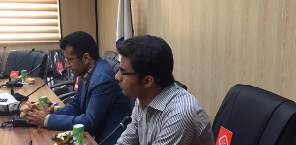 در پردیس شهید بهشتی بندر عباس برگزار شد:

 تودیع و معارفه اعضای انجمن اسلامی دانشجویان 5