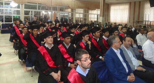 با حضور مسئولین استانی و مدیران مناطق آموزش و پرورش برگزار شد :

برگزاری دومین آئین جشن دانش آموختگی دانشجویان ورودی 92 مرکز دانشور نیشابور
 8